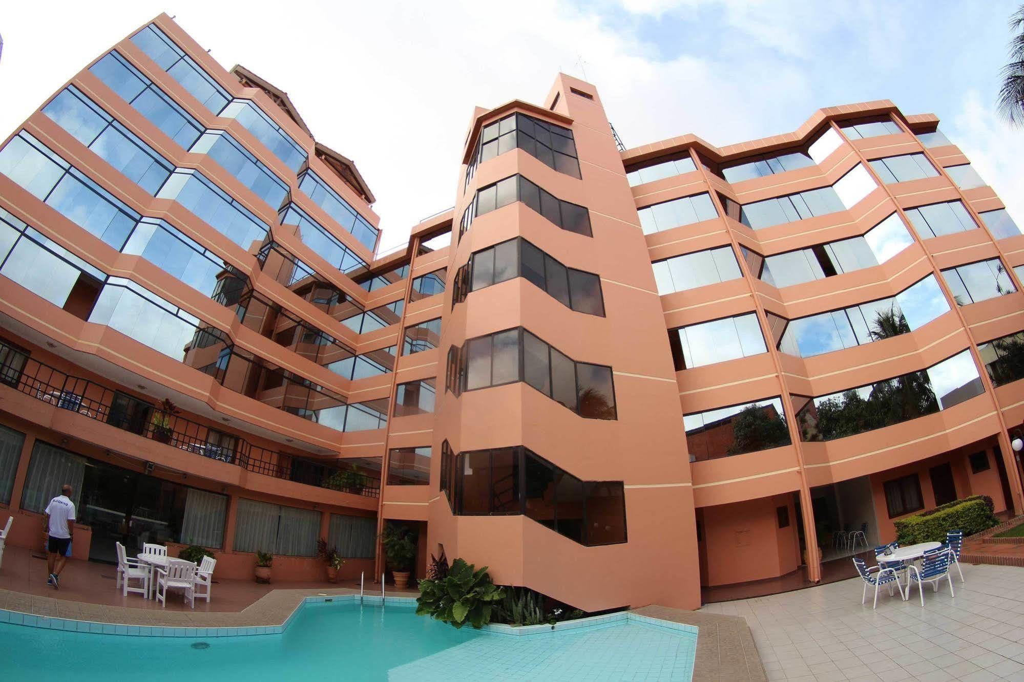 House Inn Apart Hotel Santa Cruz de La Sierra Exteriér fotografie